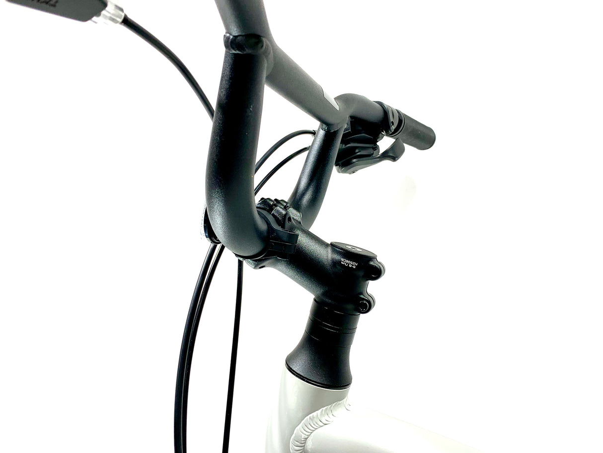 2026 Specialized Roll 2.0 Size: XL (Preowned)