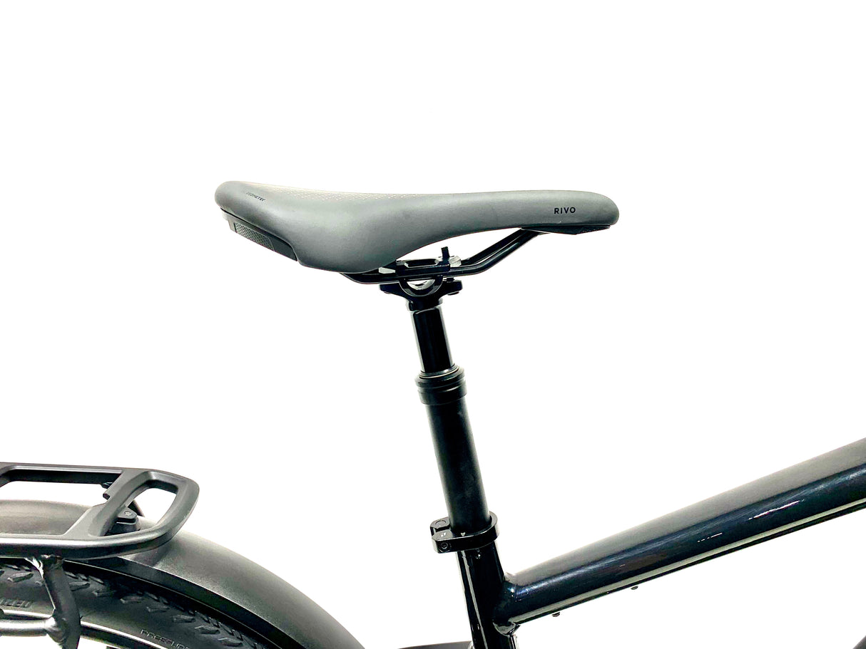 2025 Specialized Turbo Vado 4.0 E-Bike Size: Large (Preowned)