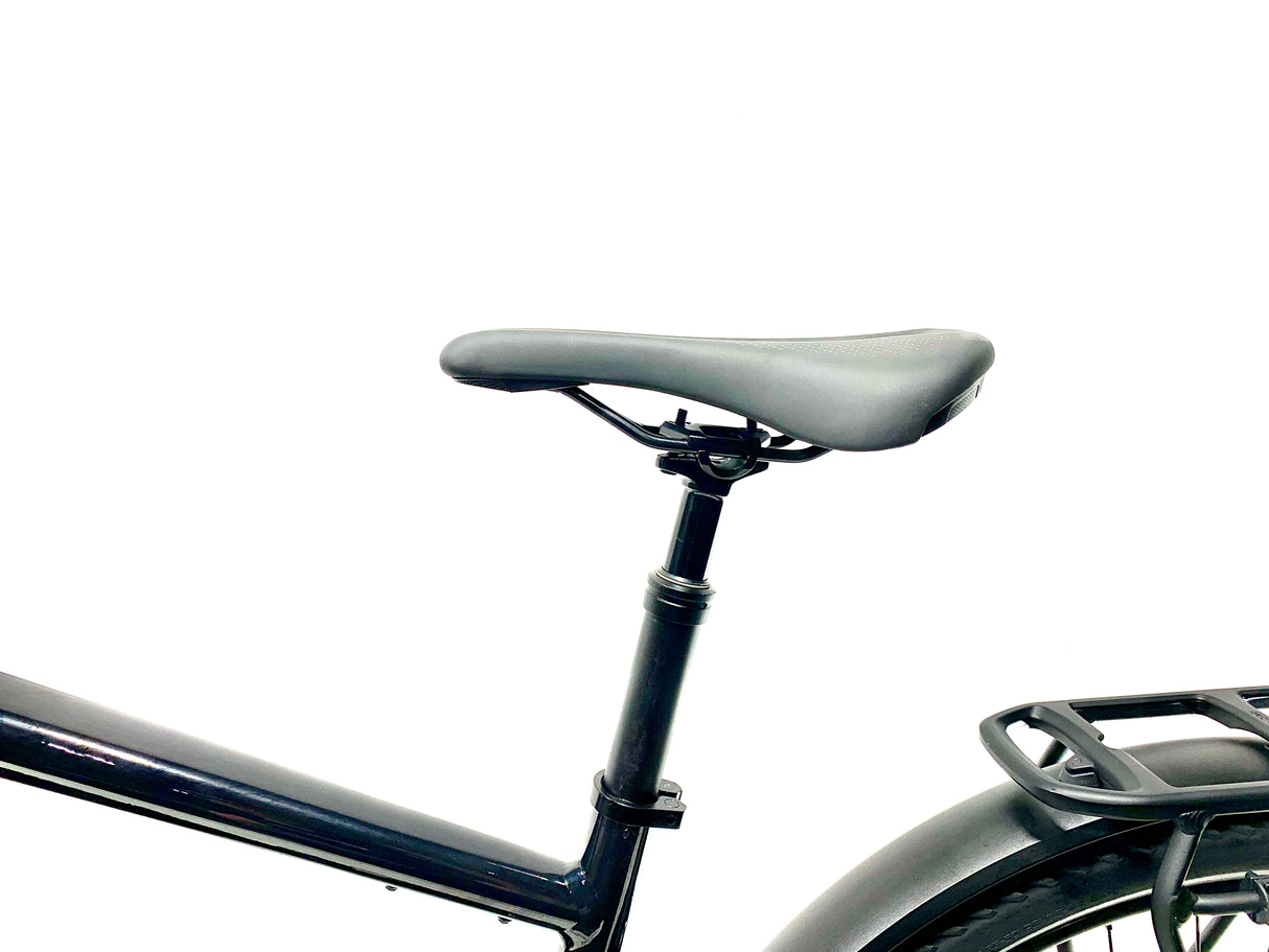2025 Specialized Turbo Vado 4.0 E-Bike Size: Large (Preowned)