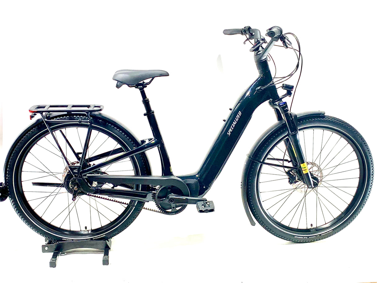 2025 Specialized Turbo Como 4.0 IGH E-Bike Size: Small (Preowned)