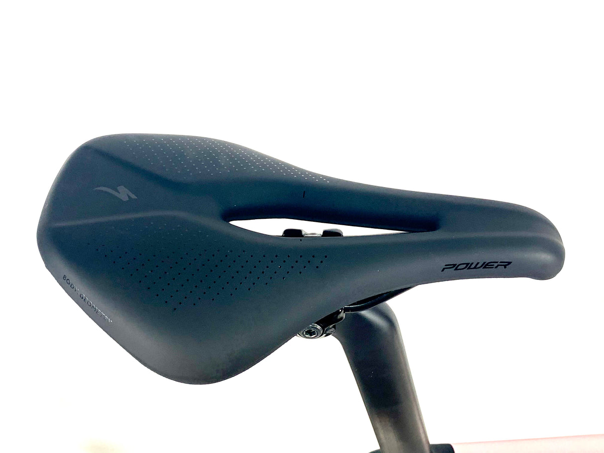 2025 Specialized Roubaix SL8 Sport Shimano 105 12-Speed DT Swiss Wheels Size: 58cm (Preowned)