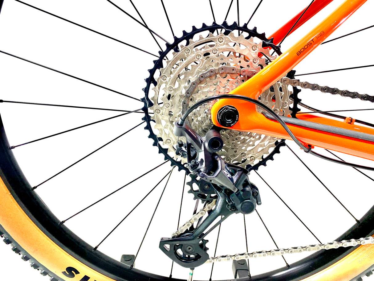 2020 Trek Procaliber 9.6 Hardtail 29 Shimano 1X12 Size: Large (Preowned)