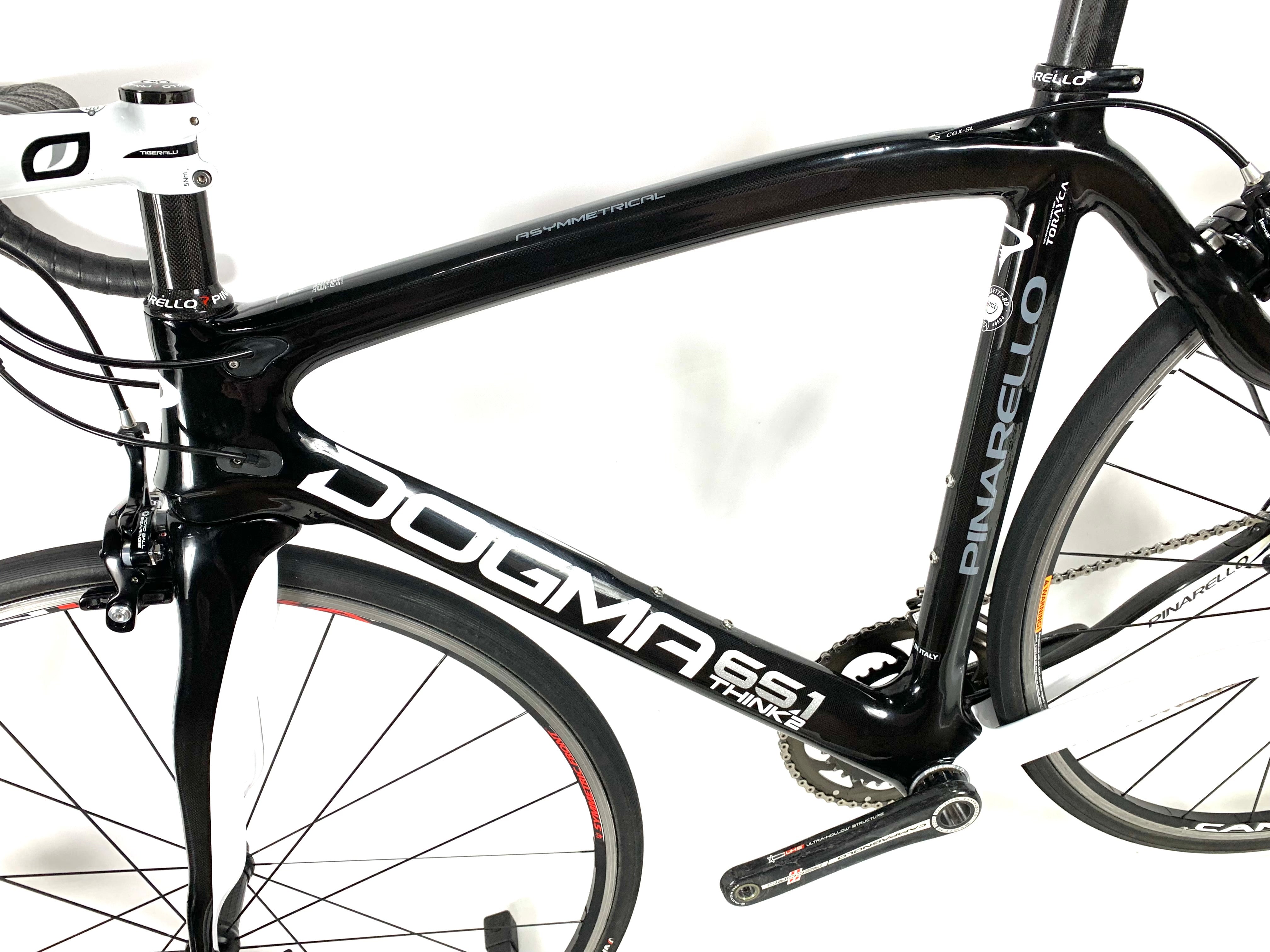 Pinarello Dogma 65.1 Think 2 Campy Record 11 Speed Campy Wheels