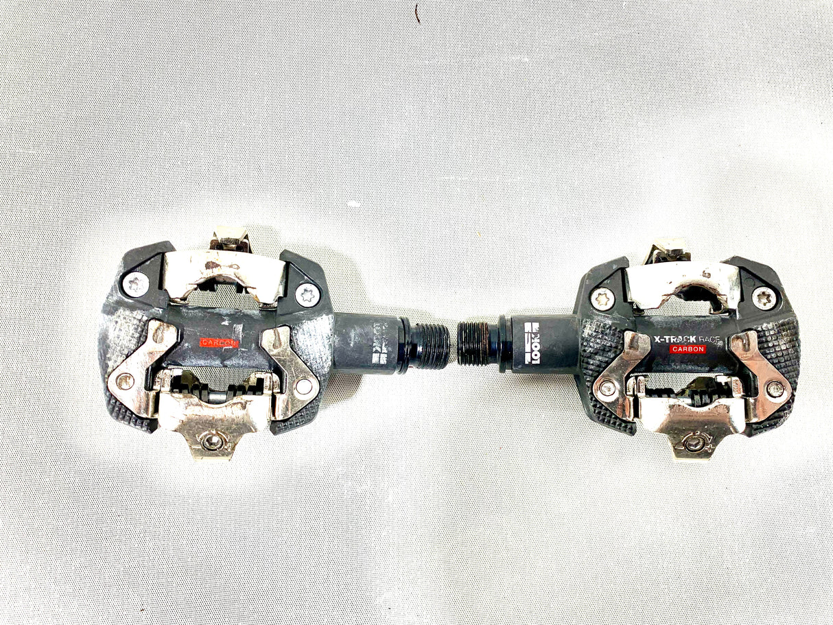Look X-Track Race Carbon Clipless MTB Pedals 9/16 Spindle(Preowned)