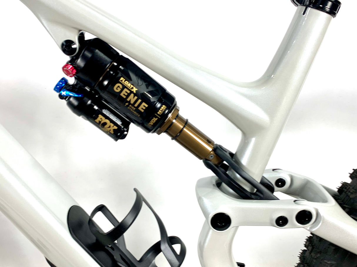 2026 Specialized S-Works Stumpjumper 15 Evo XTR Di2 Roval Carbon Wheels Size: S6 (Preowned)