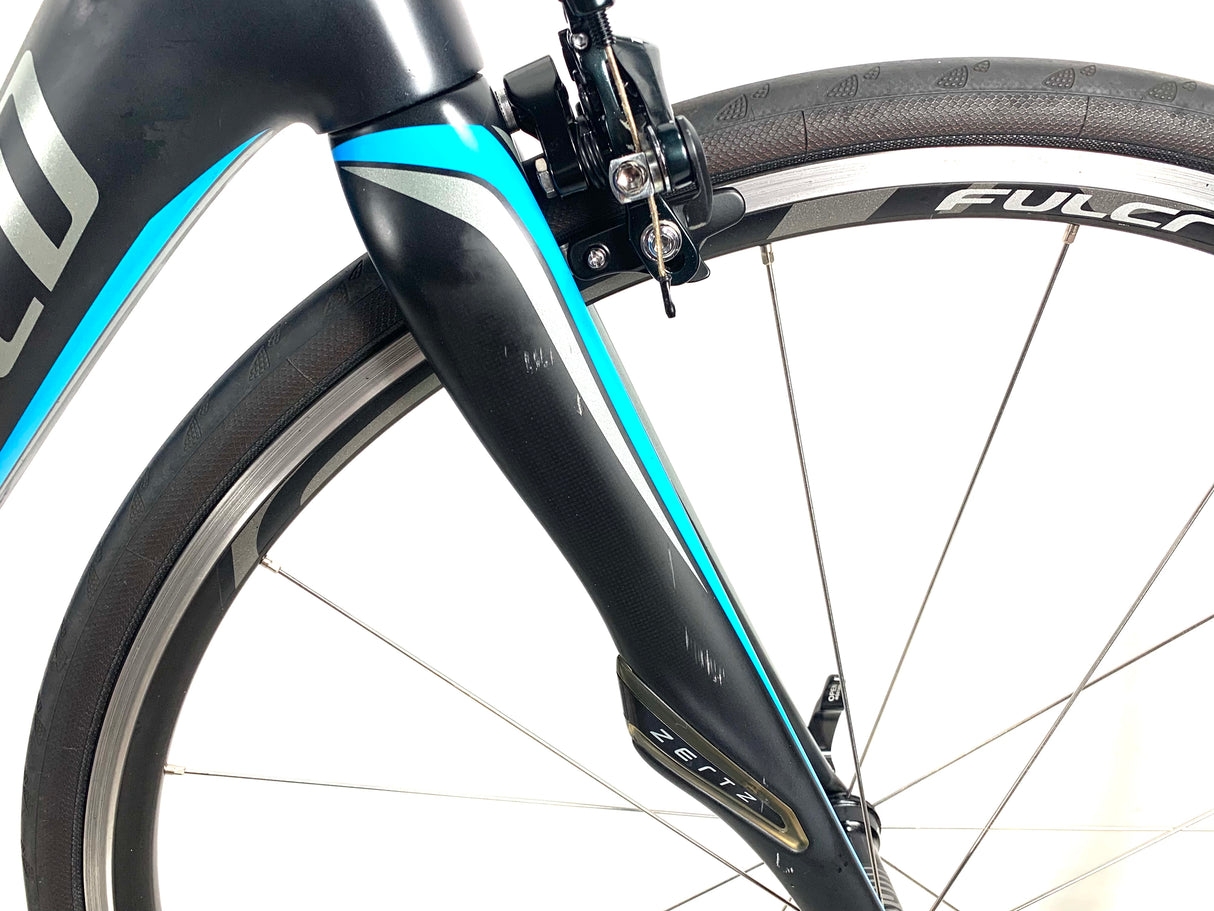 2015 Specialized Roubaix SL4 Comp Ultegra 11-speed Fulcrum Racing S4 Wheels Size: 56cm