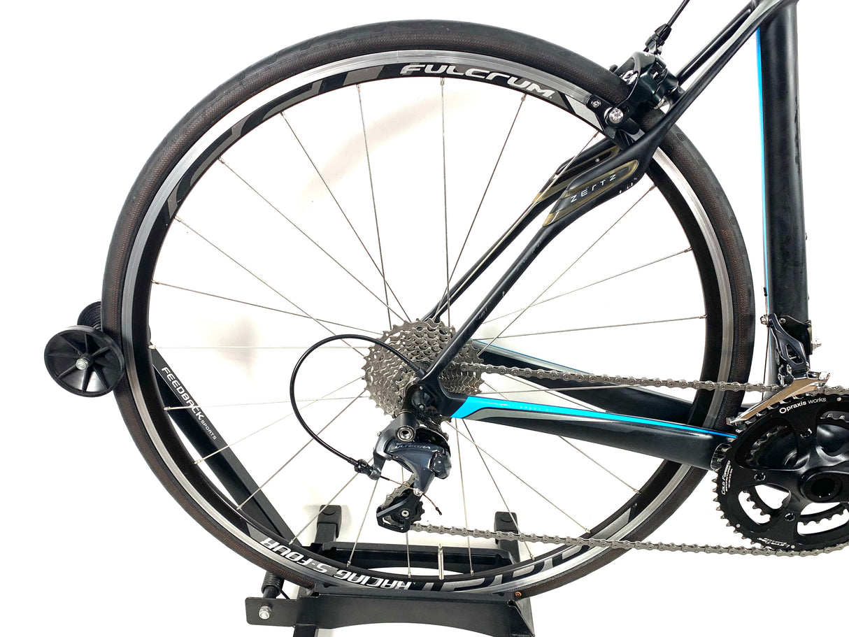 2015 Specialized Roubaix SL4 Comp Ultegra 11-speed Fulcrum Racing S4 Wheels Size: 56cm