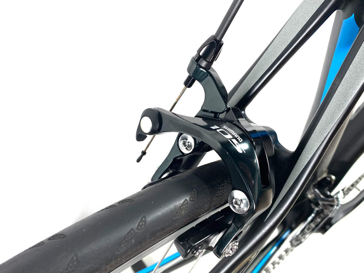 2015 Specialized Roubaix SL4 Comp Ultegra 11-speed Fulcrum Racing S4 Wheels Size: 56cm