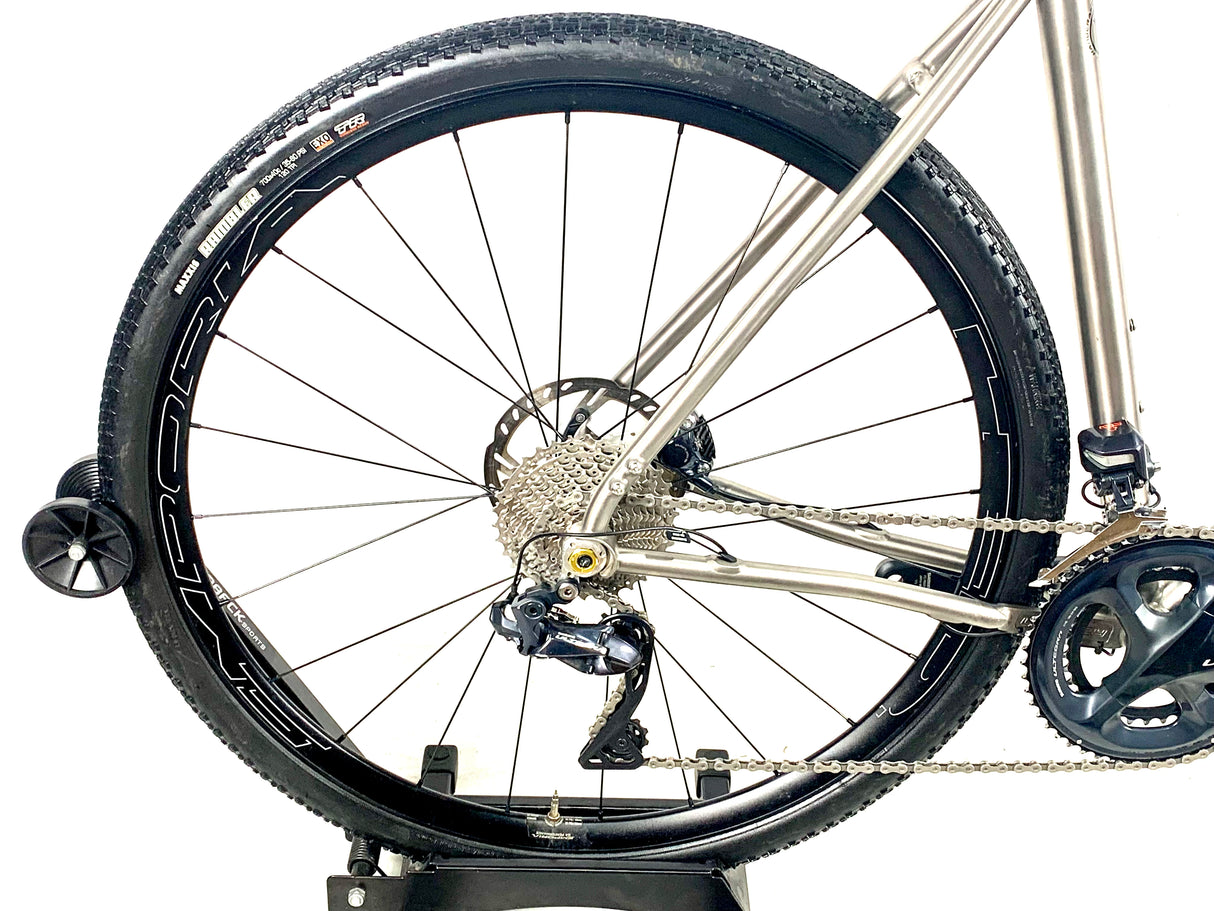 2021 Lynskey GR300 Disc Ti Gravel Bike Ultegra Di2 11 Speed Size: XL (PreOwned)