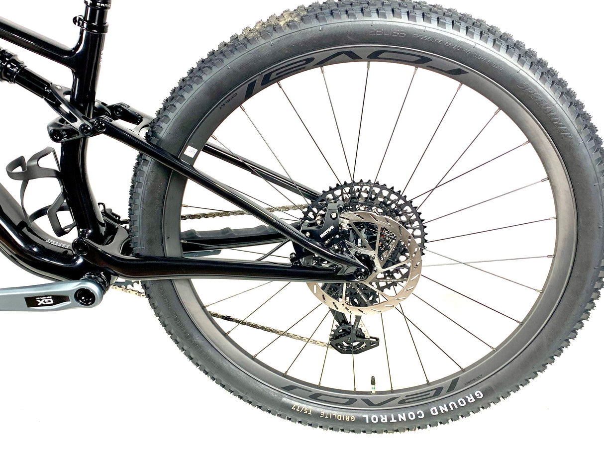 2026 Specialized Epic 8 Evo Expert SRAM GX AXS 1X12 Roval Wheels Size: Med (Preowned)