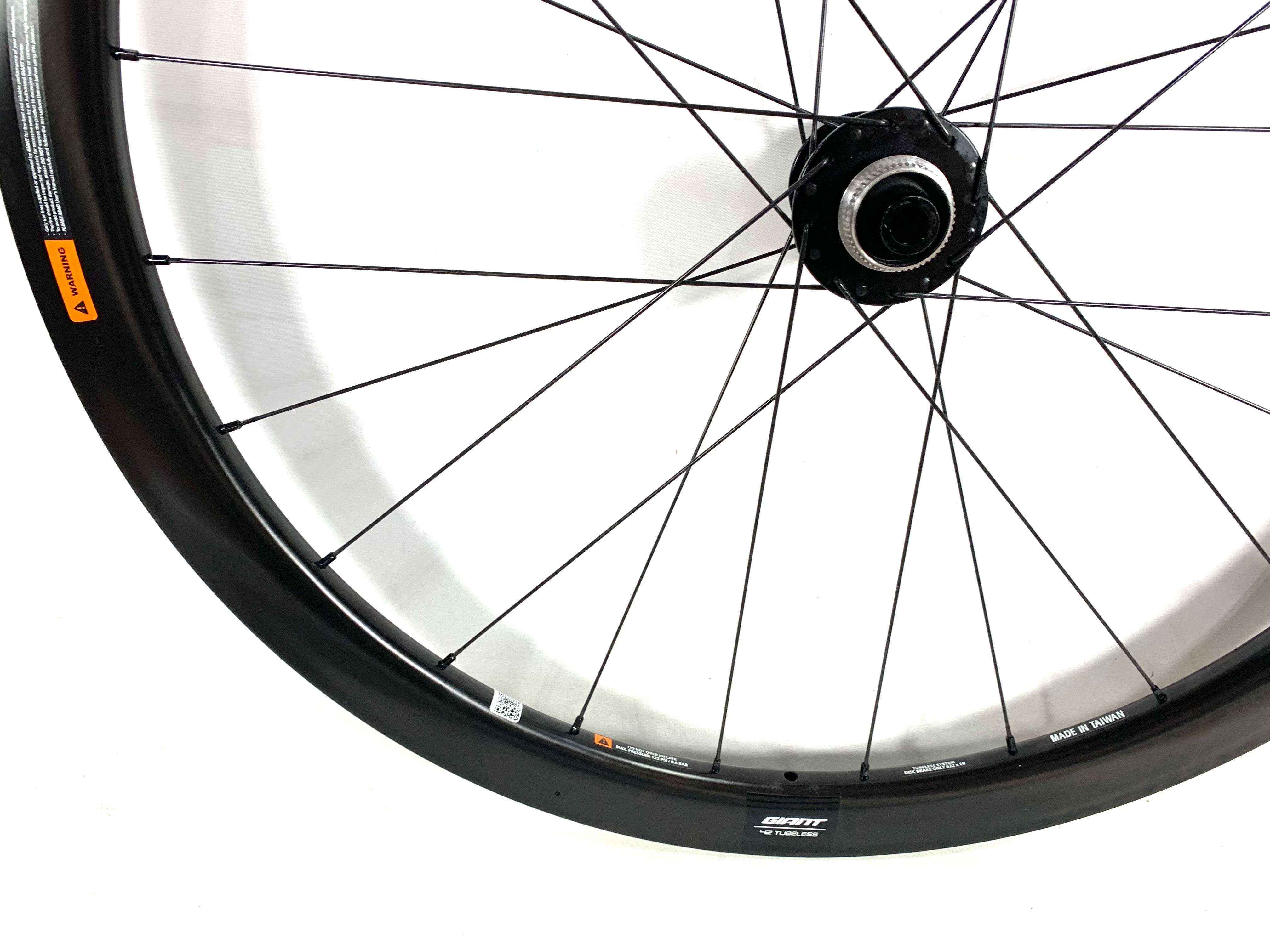 GIANT SLRO 40mm Tubeless Disk ホイール タイヤ付 GIANT SLRO 40mm Tubeless Disk ホイール タイヤ付