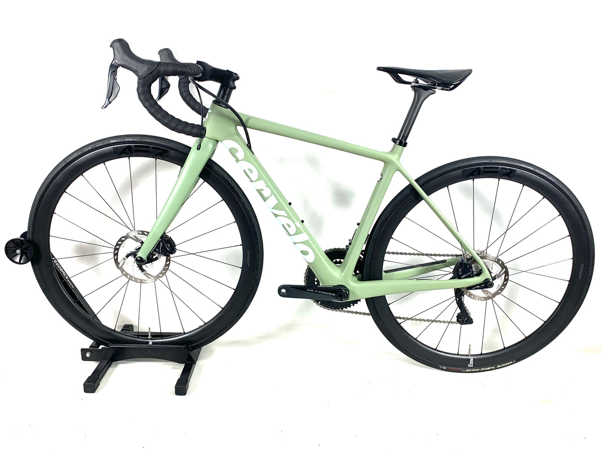 2022 Cervelo R-Series Disc Ultegra Di2 11 Speed Carbon Wheels Size: 48cm