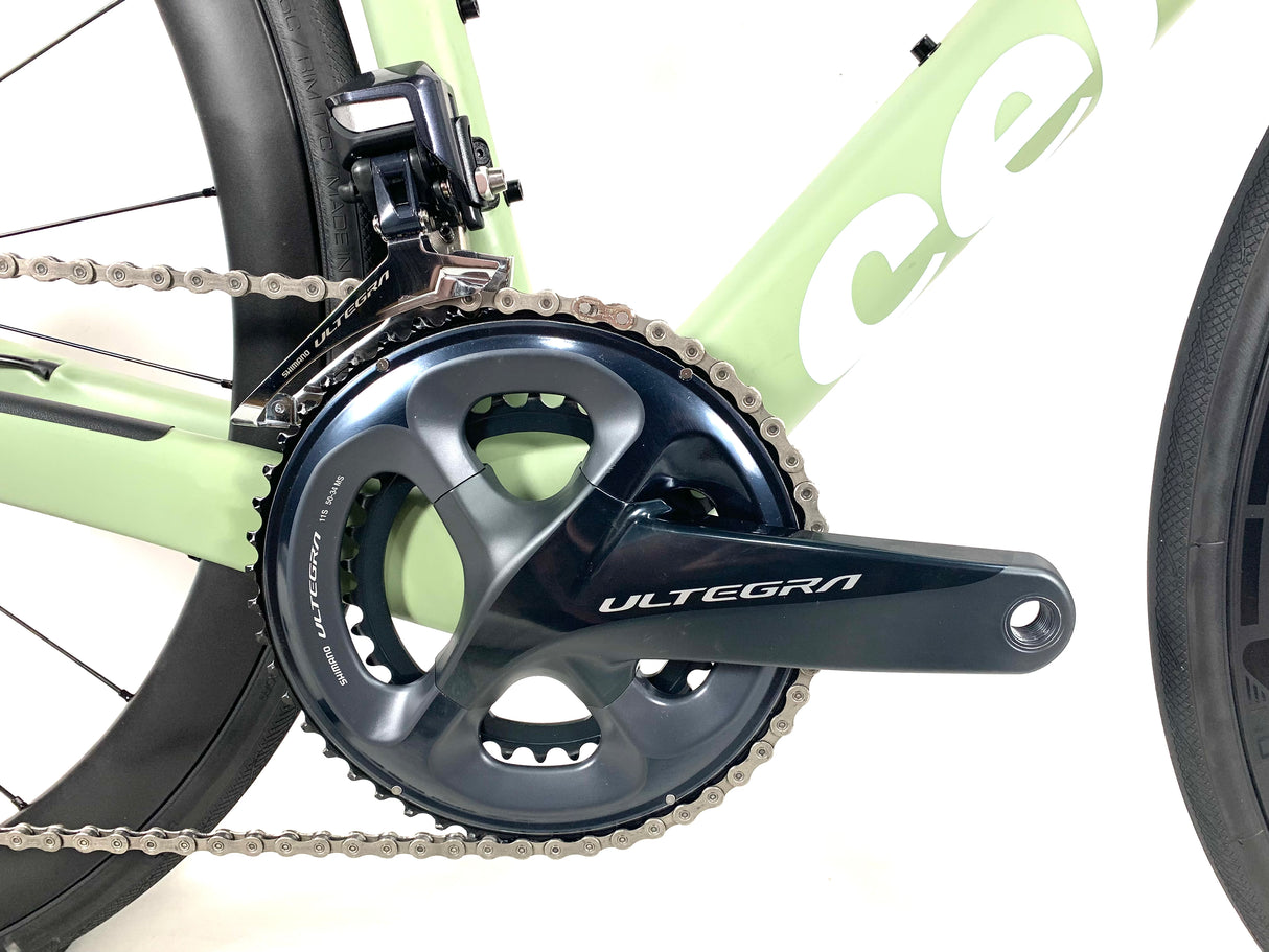 2022 Cervelo R-Series Disc Ultegra Di2 11 Speed Carbon Wheels Size: 48cm