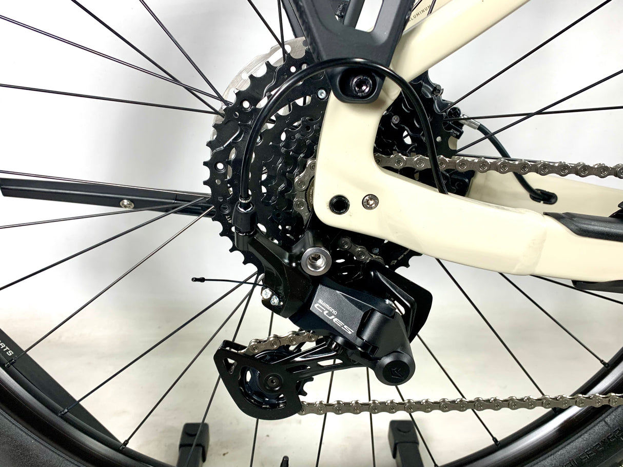 2026 Specialized Turbo Tero 4.0 Step-Through EQ E-Bike Size: Medium (Preowned)