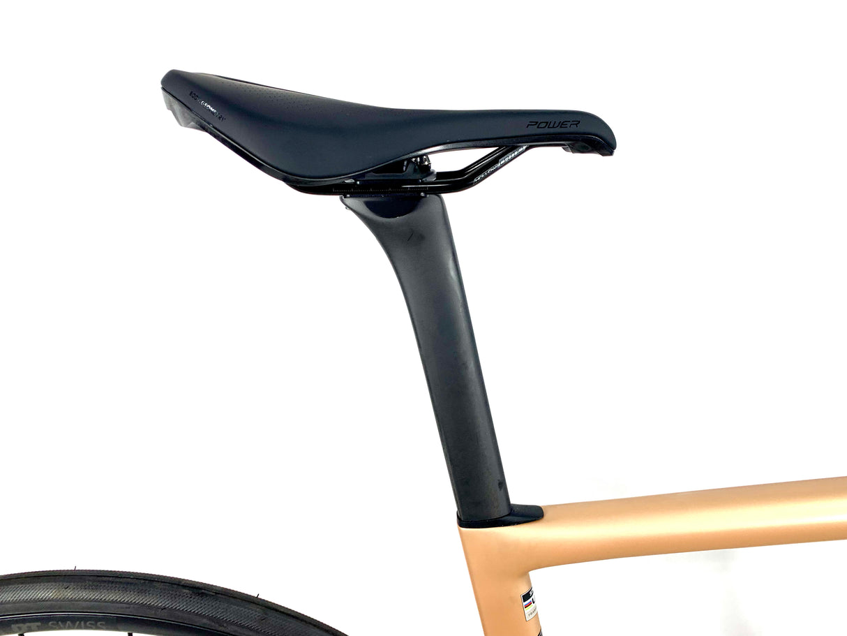 2026 Specialized Tarmac SL8 Comp Carbon Shimano 105 Di2 Size: 56cm (Preowned)