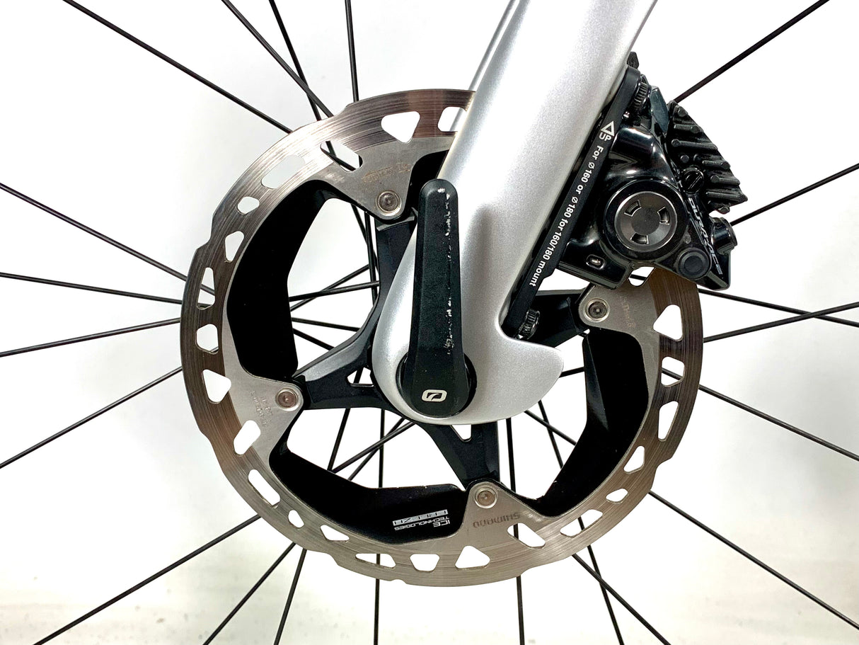 Pinarello Dogma F Dura Ace Di2 12 Speed Carbon Wheels Size: 59.5cm (Preowned)