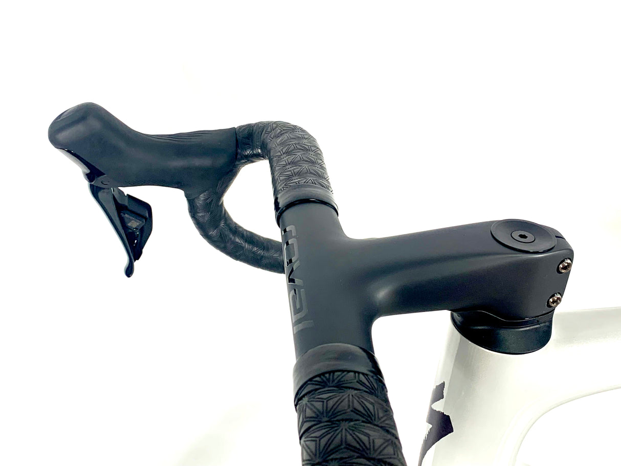 2026 Specialized S-Works Aethos 2 Dura Ace 2X12 Size: 56cm (Preowned)