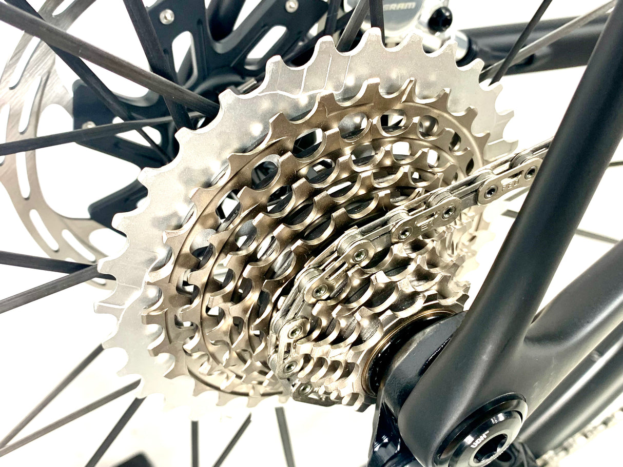 2026 Specialized S-Works Aethos 2 Sram Red AXS 2X12 Size: 56cm (Preowned)