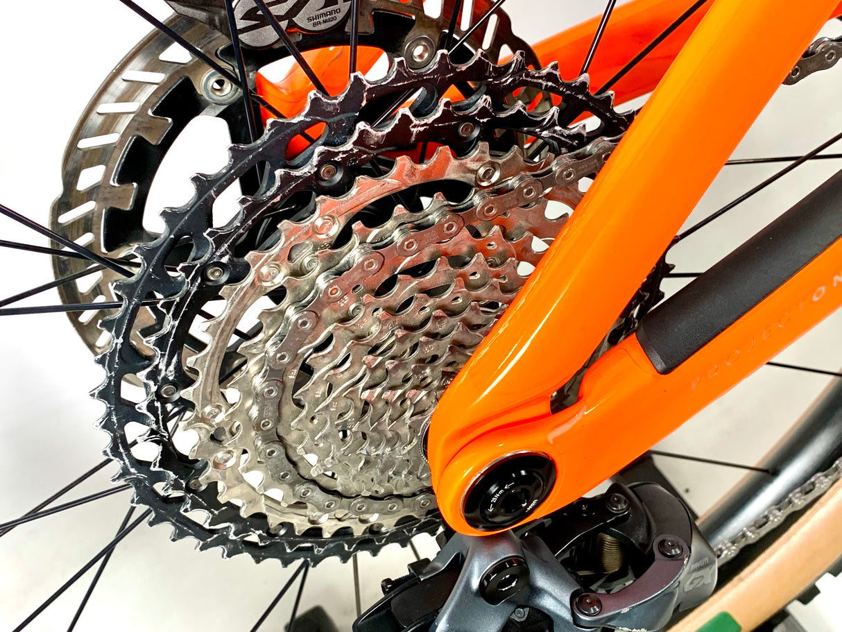 2020 Trek Rail 9.8 Full Suspension E-Mountain Bontrager 29er Alloy Wheels Size: Large