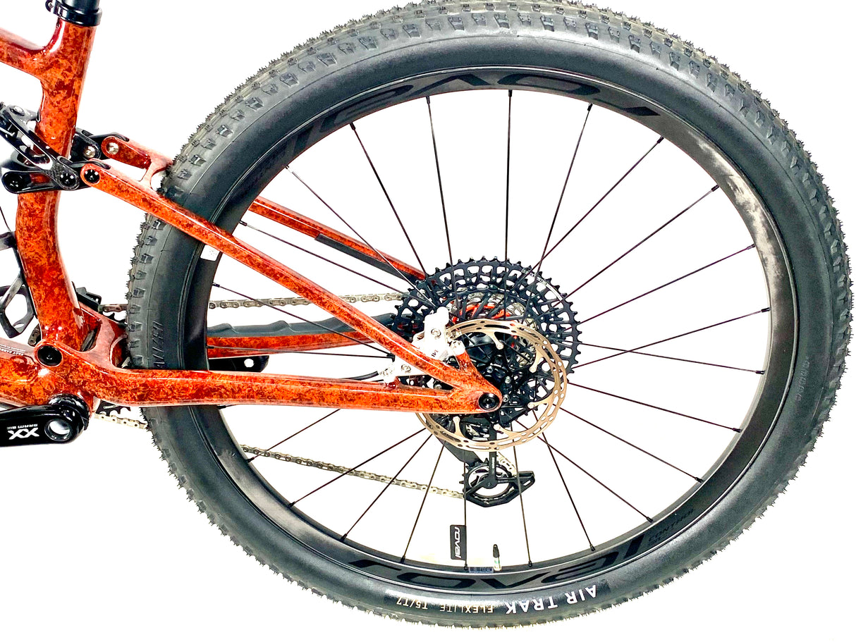 2026 Specialized S-Works Epic 8 SRAM XX AXS 1X12 Roval Carbon Wheels Size: Med (Preowned)