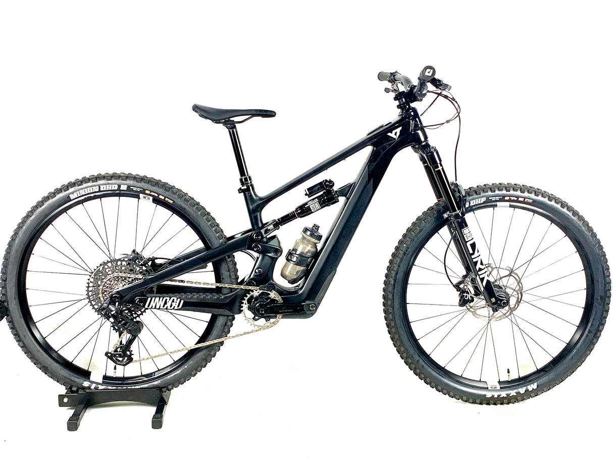 NEW 2025 YT Decoy SN 29 Core 3 Carbon E-Bike Sram AXS 1X12 Size: Small