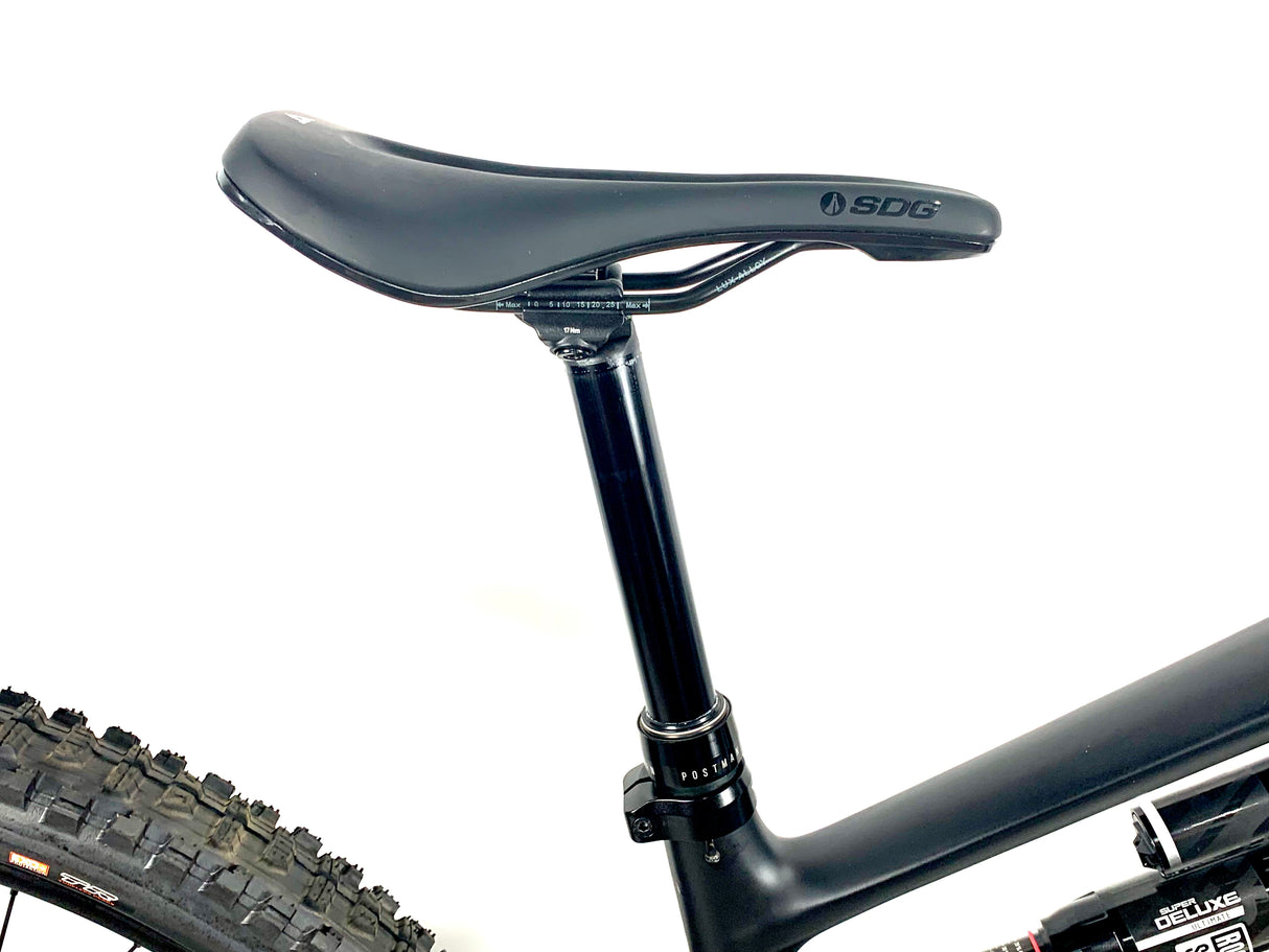 NEW 2025 YT Decoy SN 29 Core 3 Carbon E-Bike Sram AXS 1X12 Size: Small