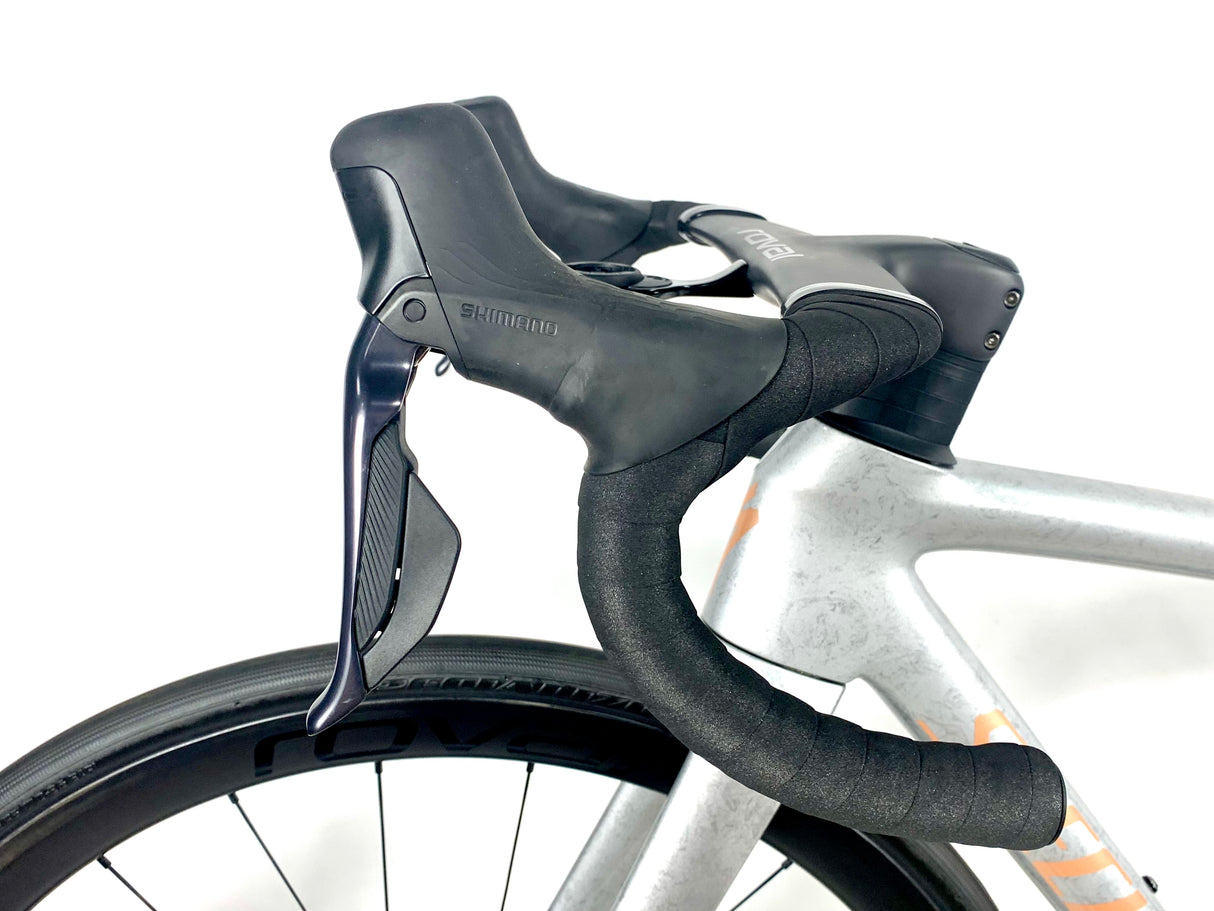 2026 Specialized Tarmac SL8 Ultegra Di2 Roval Carbon Wheels Size: 49cm (Preowned)