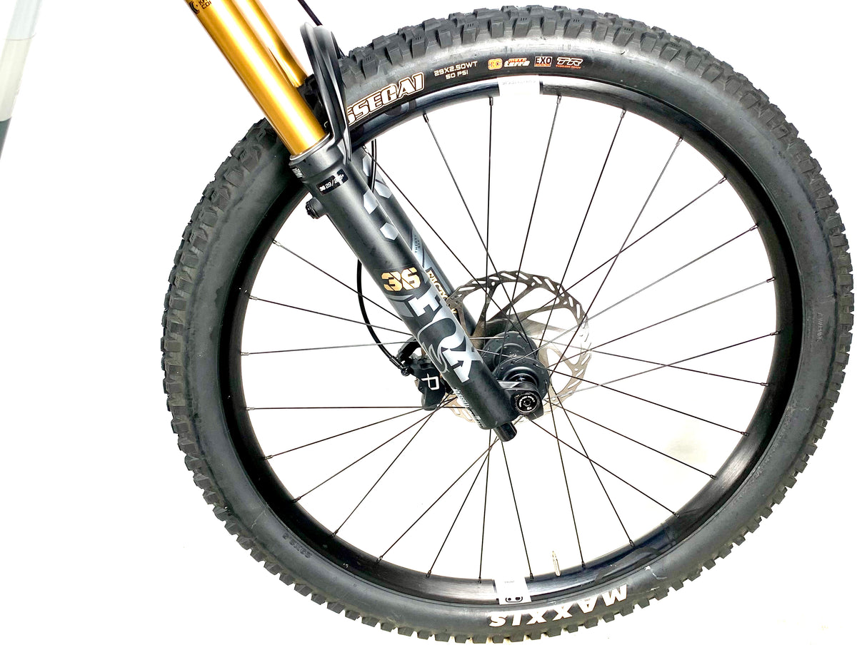 2025 YT Jeffsy Core 4 Sram X0 AXS 1X12 29 Wheels Size: XXL (Preowned)