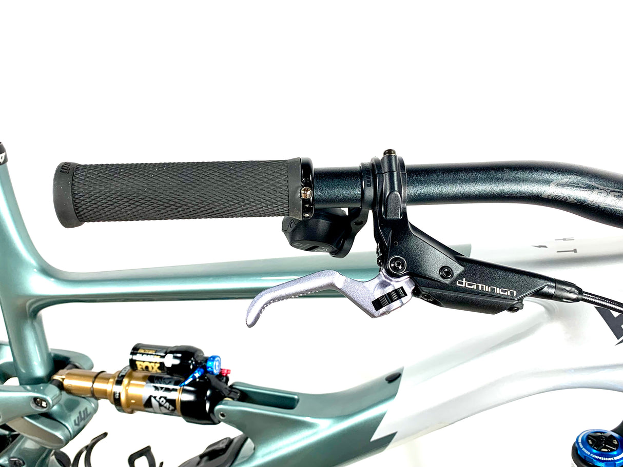 2025 YT Jeffsy Core 4 Sram X0 AXS 1X12 29 Wheels Size: XXL (Preowned)