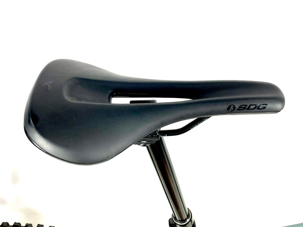 2025 YT Jeffsy Core 4 Sram X0 AXS 1X12 29 Wheels Size: XXL (Preowned)