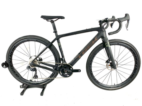 2023 Trek Checkpoint SLR 7 Gravel GRX Di2 2x11 Bontrager Carbon Wheels Size: 54cm