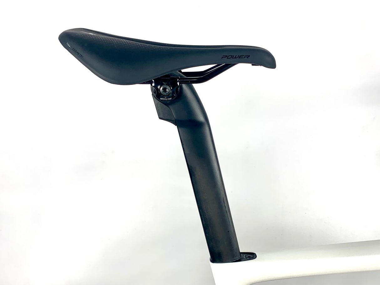 2025 Specialized Tarmac SL7 Sport 105 12-SPD Size: 58cm (Preowned)