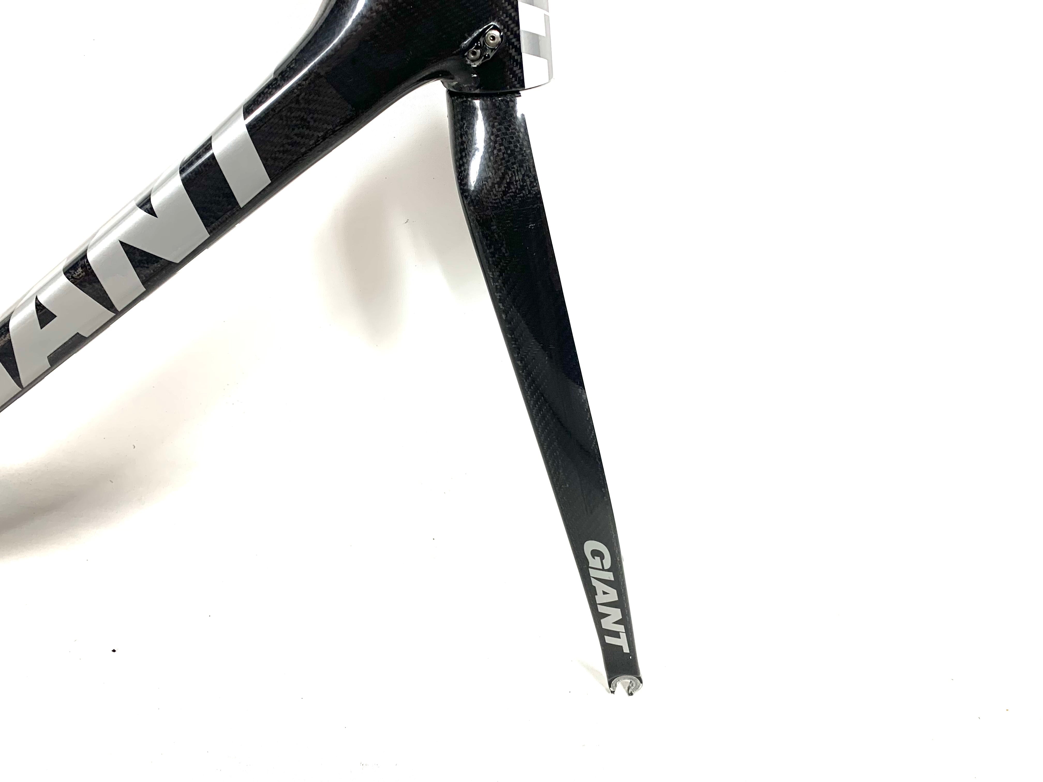 MY25-TCR-Advanced-SL-FF_Color-