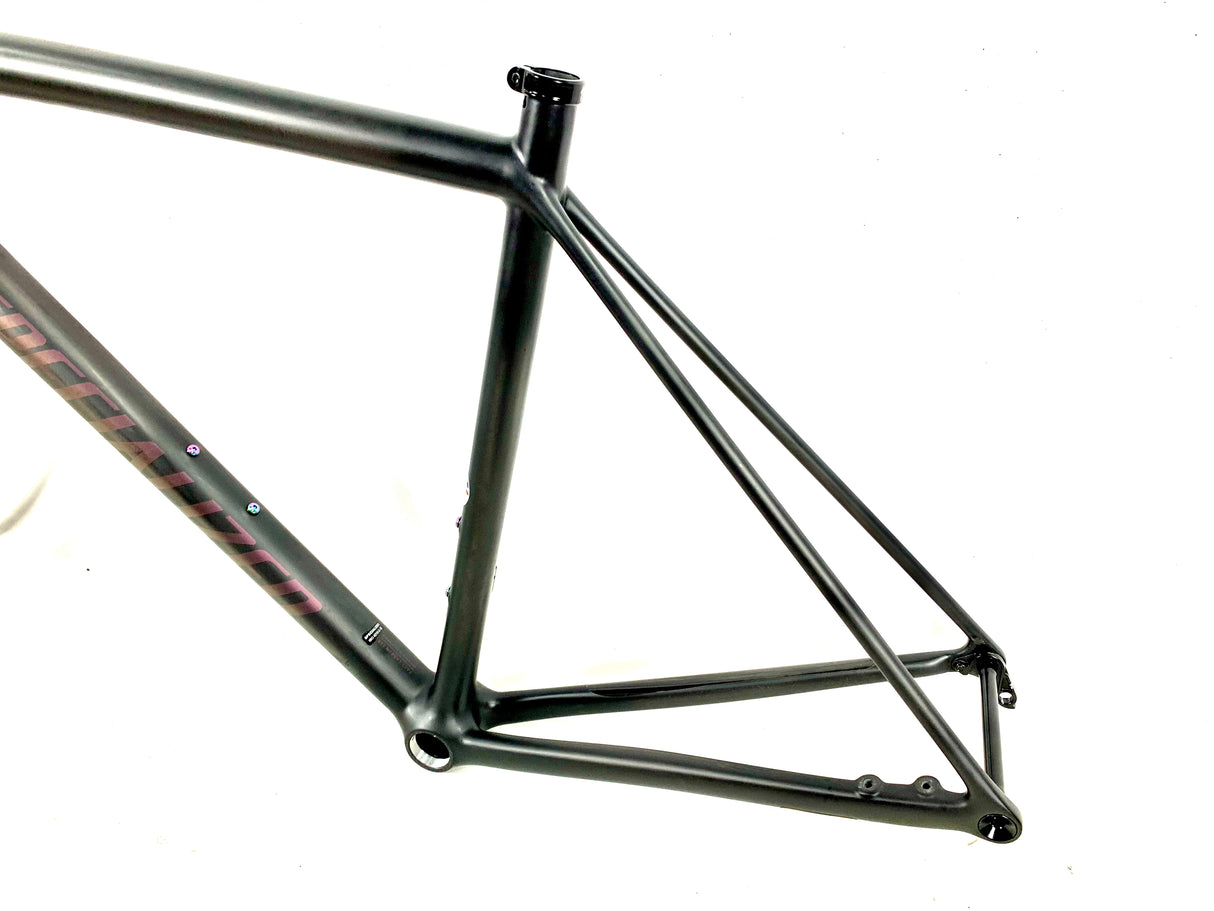 2023 Specialized Aethos Carbon Frameset Size: 56cm