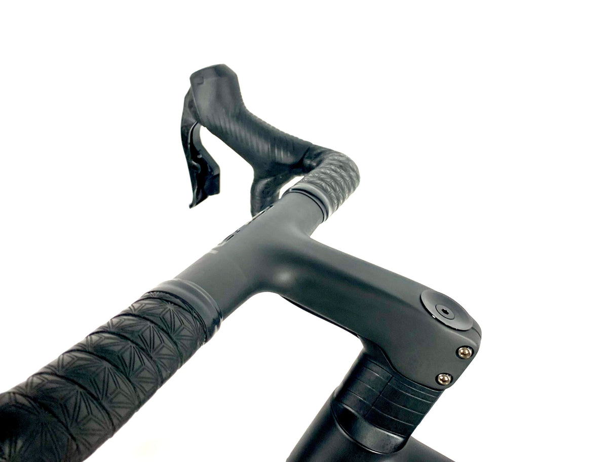 2026 Specialized S-Works Aethos 2 Sram Red AXS Size: 61cm (Preowned)