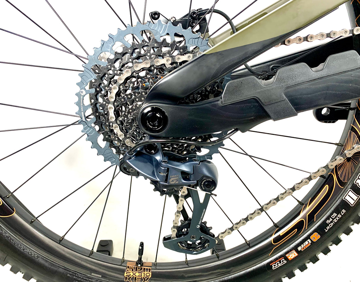 2025 Trek Slash+ 9.7 Carbon Sram GX 1X12 SpokeX Carbon Wheels Size: Large (Preowned)