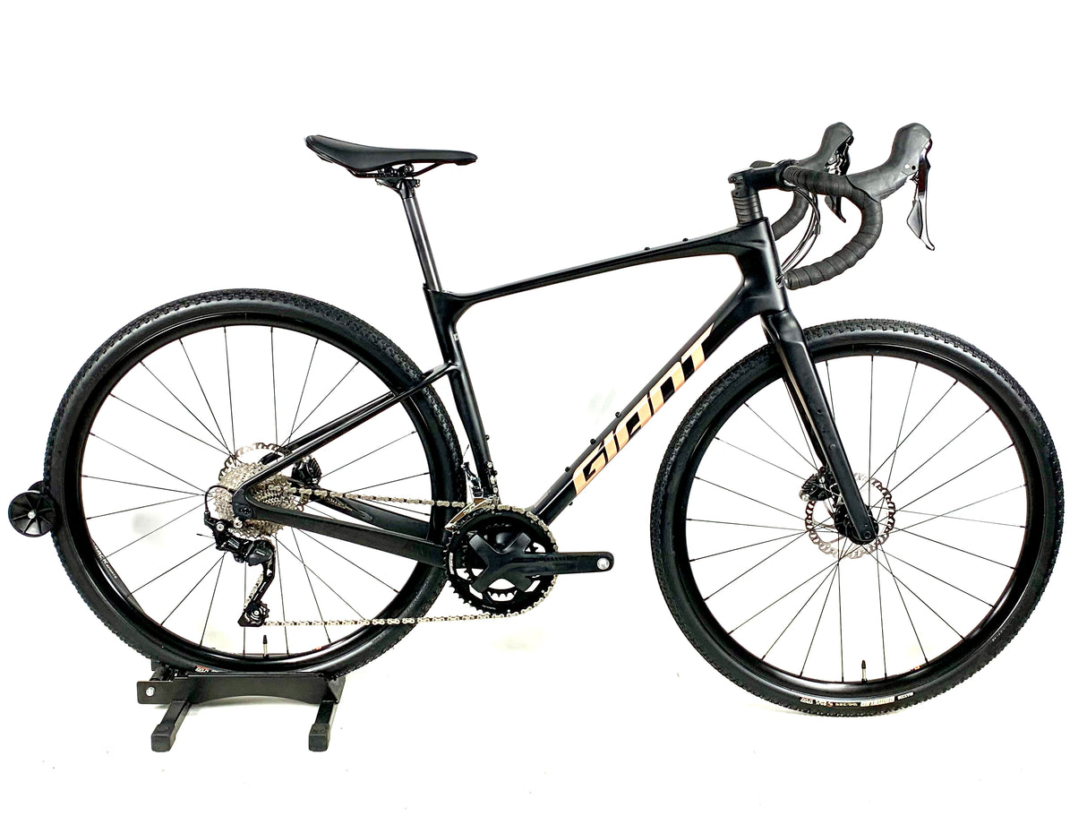 2022 Giant Revolt Advanced 3 GRX 2x10 Speed Giant Alloy Wheels Size: Medium