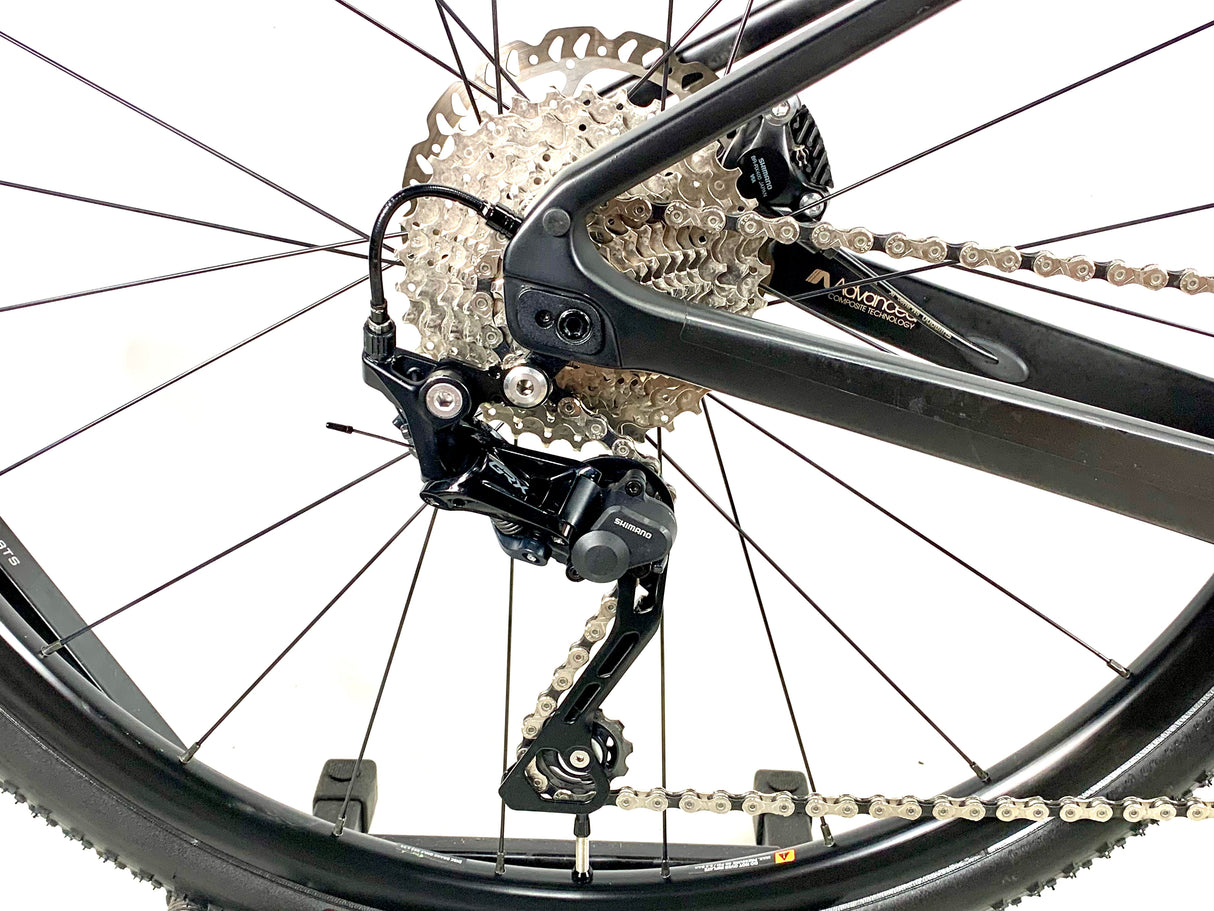 2022 Giant Revolt Advanced 3 GRX 2x10 Speed Giant Alloy Wheels Size: Medium