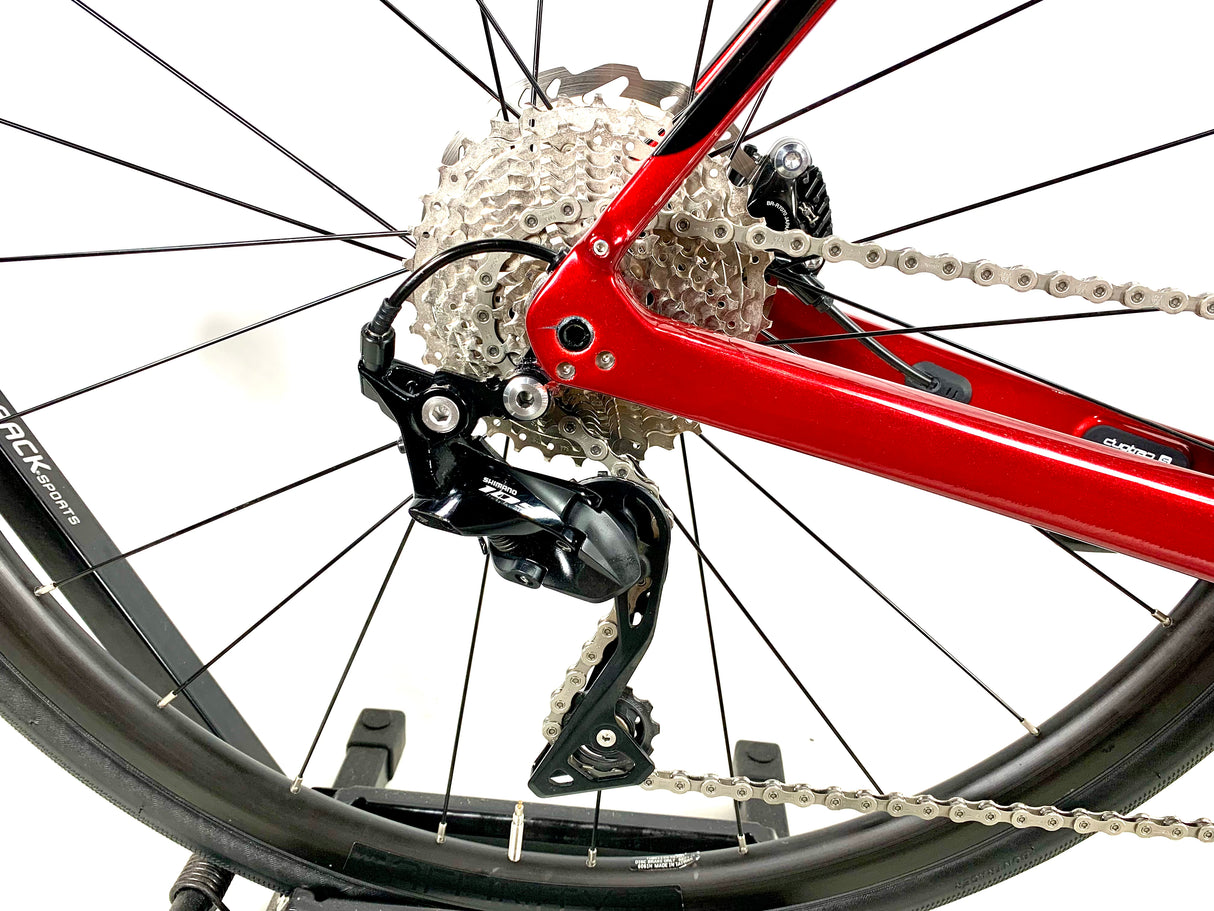 2021 Trek Domane SL 5 Disc Carbon Shimano 105 11 Speed Bontrager Wheels Size: 58cm