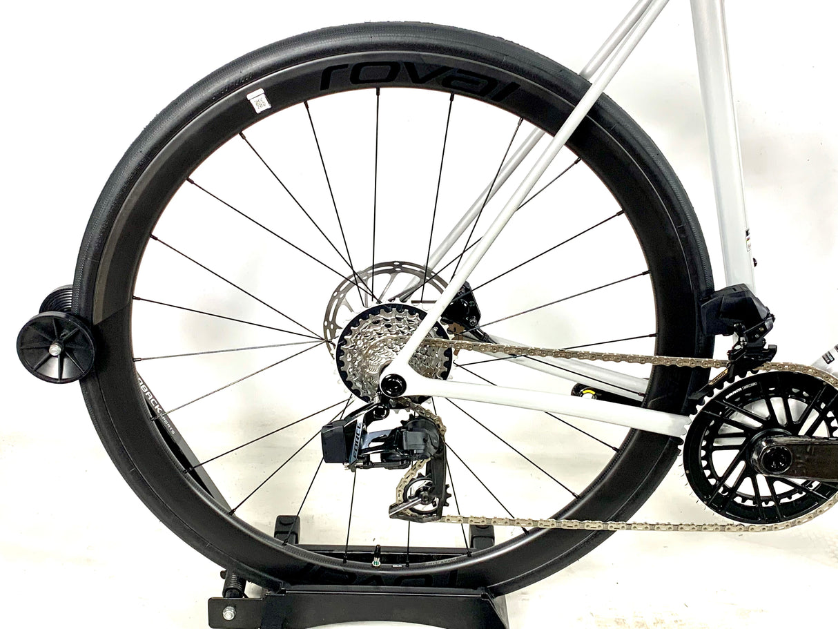 2026 Specialized Aethos 2 Expert Force AXS Roval Carbon Wheels Size: 61cm (Preowned)