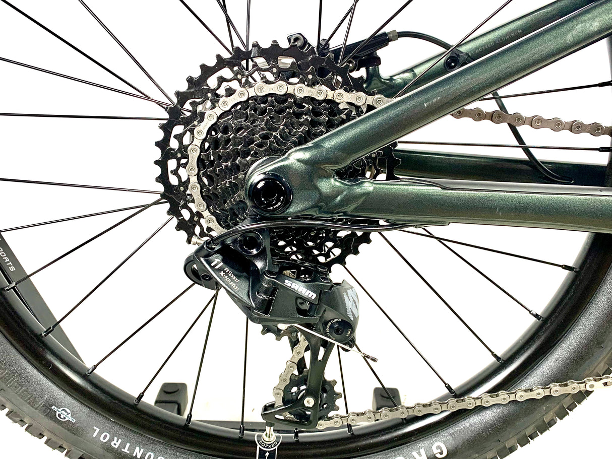 2023 Specialized Turbo Levo SL Kids Alloy SRAM 1X11 24" Alloy Wheels (Preowned)