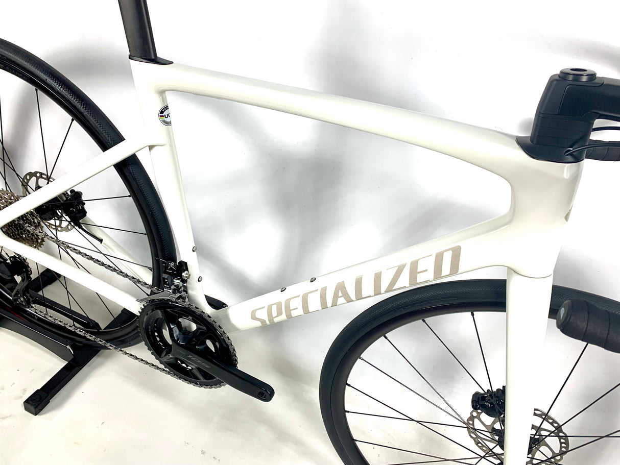 2025 Specialized Tarmac SL7 Sport Shimano 105 12-SPD DT Swiss Wheels Size: 56cm