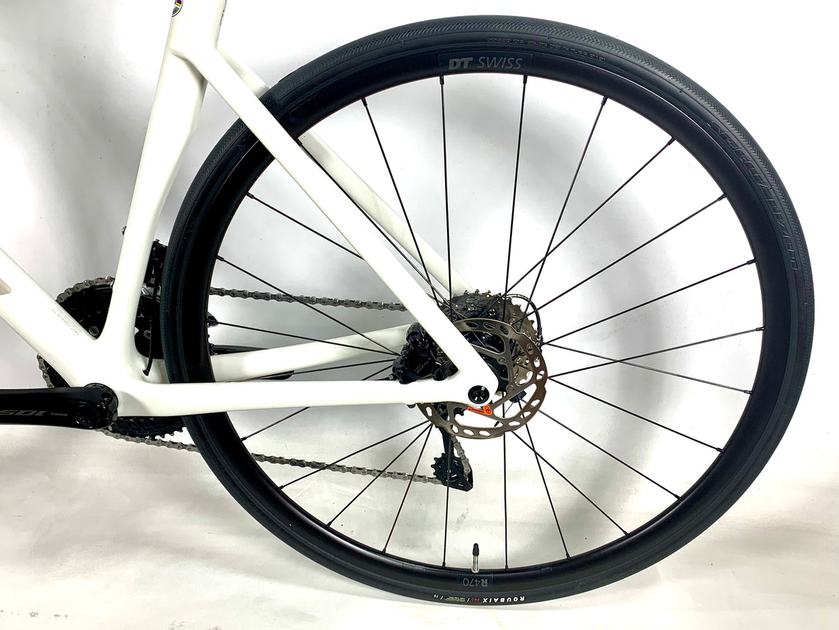2025 Specialized Tarmac SL7 Sport Shimano 105 12-SPD DT Swiss Wheels Size: 56cm