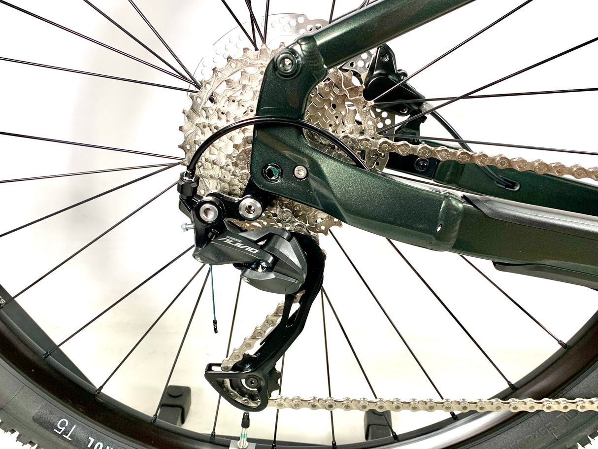 2022 Specialized Turbo Tero 3.0 E-Mountain Bike 1x9 Speed 29er Wheels Size: Large