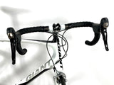 2010 Giant Defy Advanced 1 Carbon Shimano Ultegra 10-Speed Mavic Wheels Size: XL