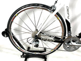 2010 Giant Defy Advanced 1 Carbon Shimano Ultegra 10-Speed Mavic Wheels Size: XL