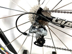 2010 Giant Defy Advanced 1 Carbon Shimano Ultegra 10-Speed Mavic Wheels Size: XL