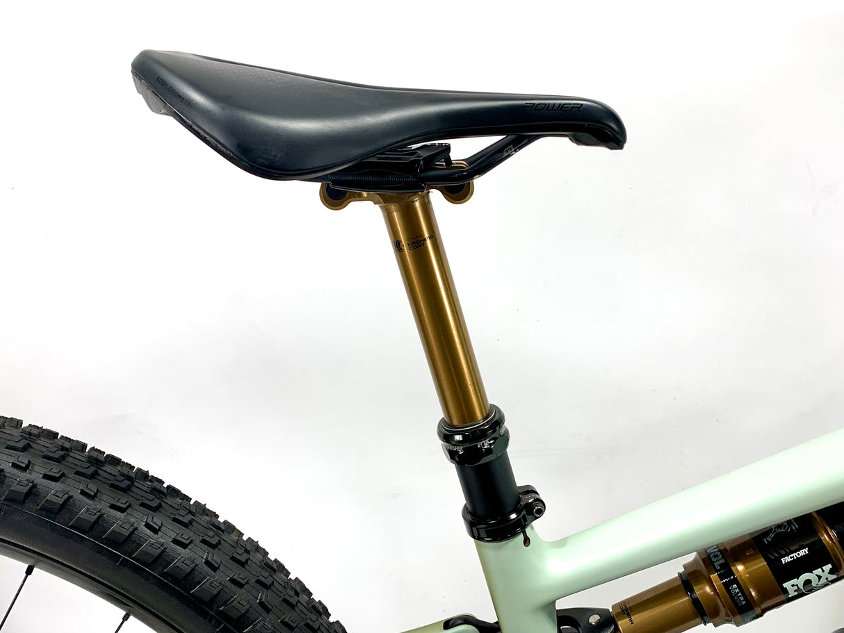 2024 Specialized Epic 8 Evo Pro SRAM X0 AXS Size: Small (Preowned)