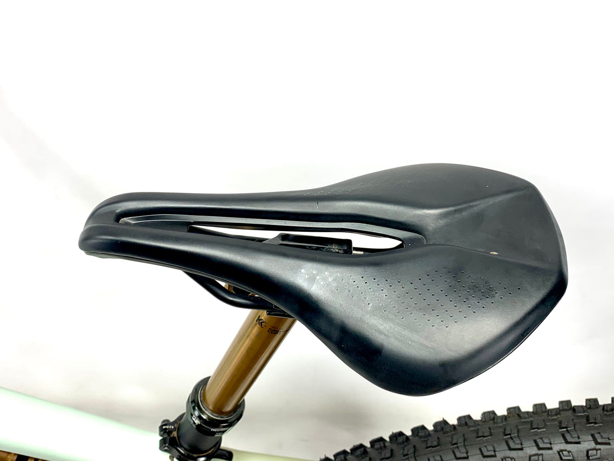 2024 Specialized Epic 8 Evo Pro SRAM X0 AXS Size: Small (Preowned)