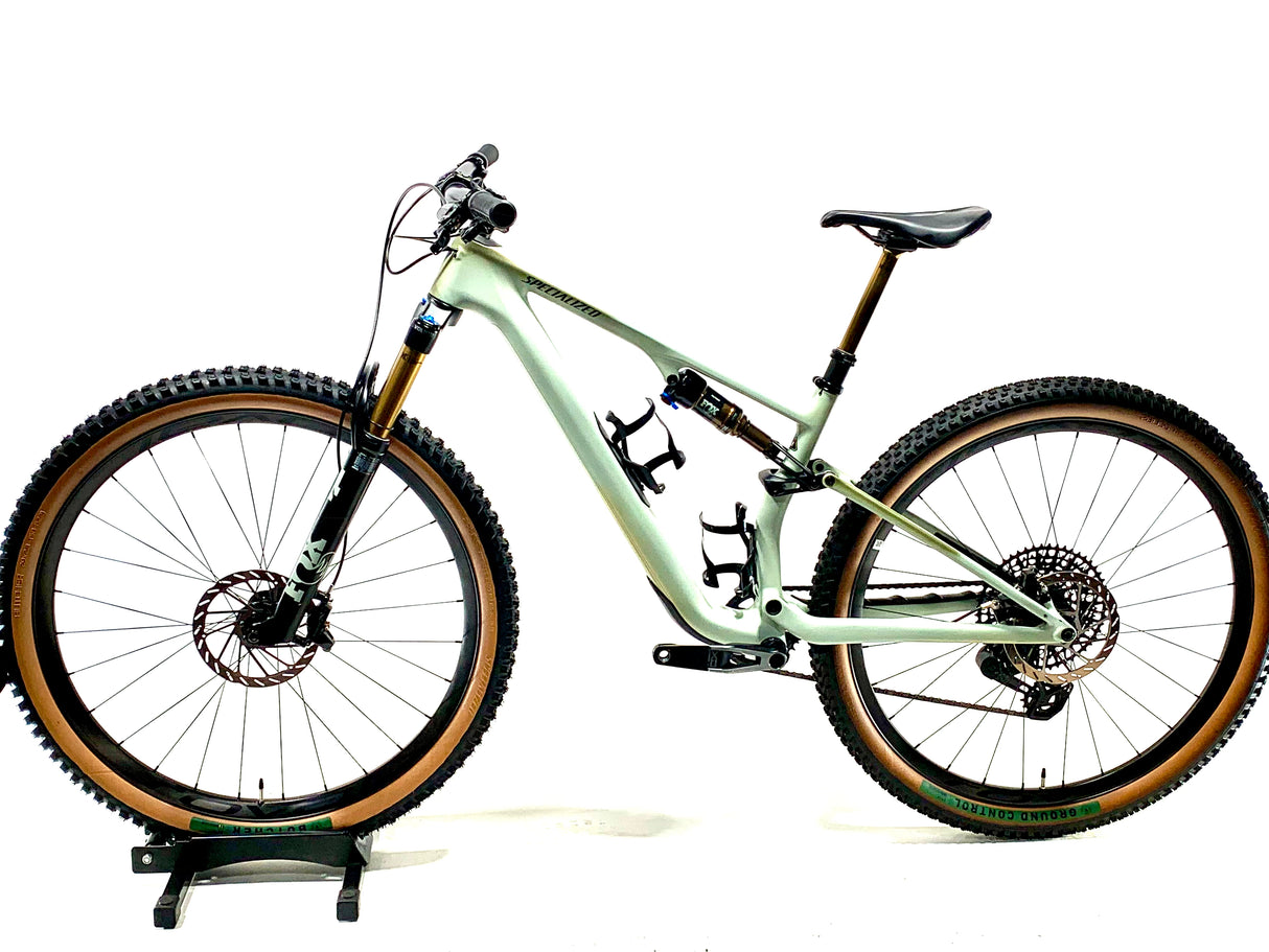 2024 Specialized Epic 8 Evo Pro SRAM X0 AXS Size: Medium (Preowned)